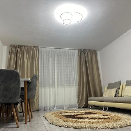 Special Apartment Nadeva Suceava Exteriör bild