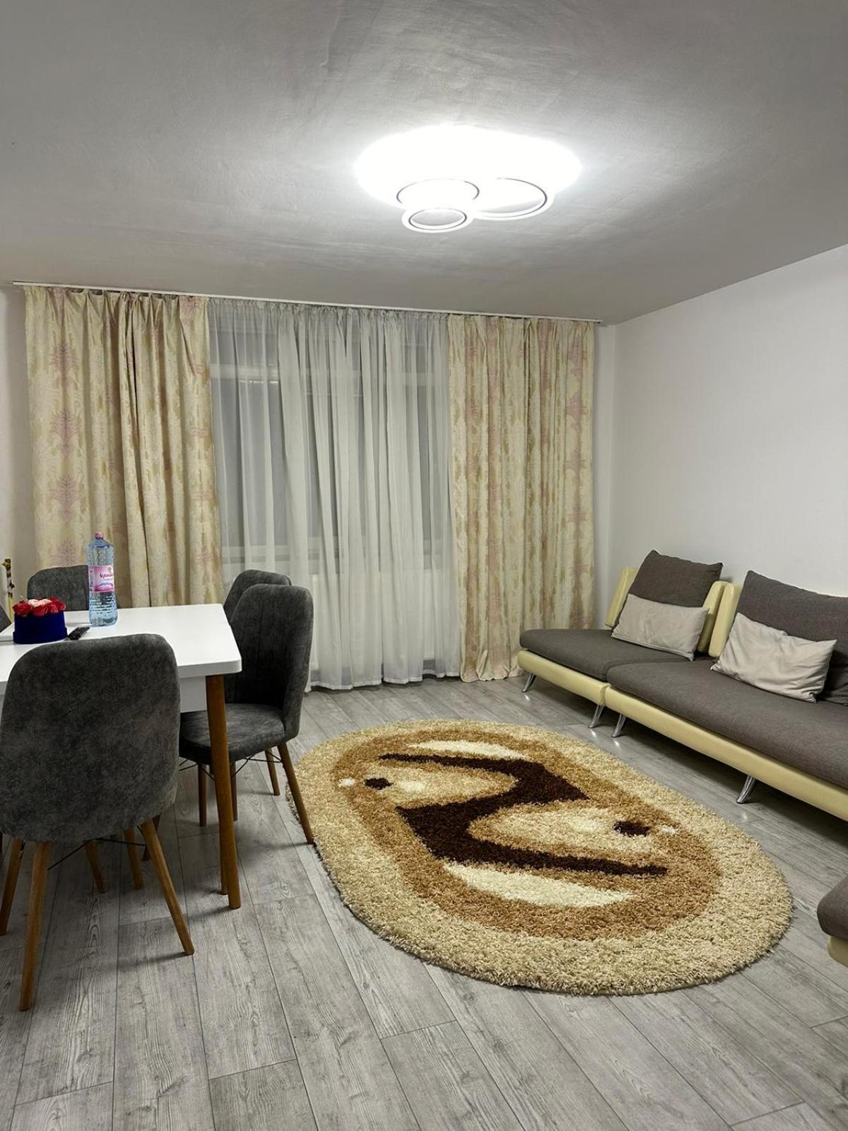Special Apartment Nadeva Suceava Exteriör bild