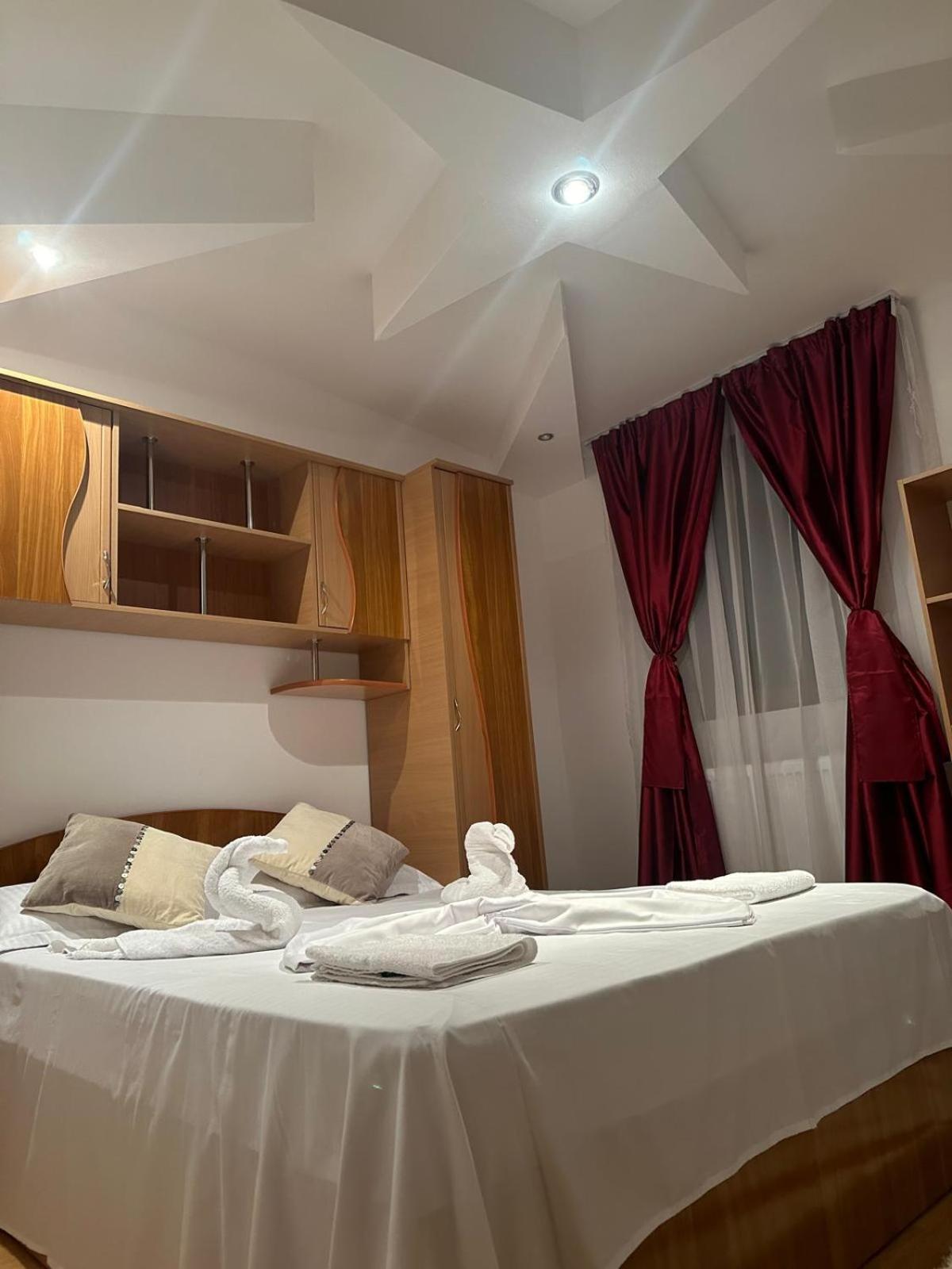 Special Apartment Nadeva Suceava Exteriör bild